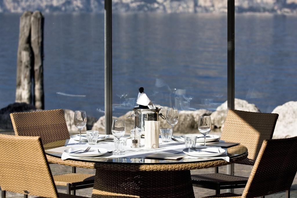 Kite & Lounge Hotel Club Da Baia Бренцоне-суль-Гарда Екстер'єр фото